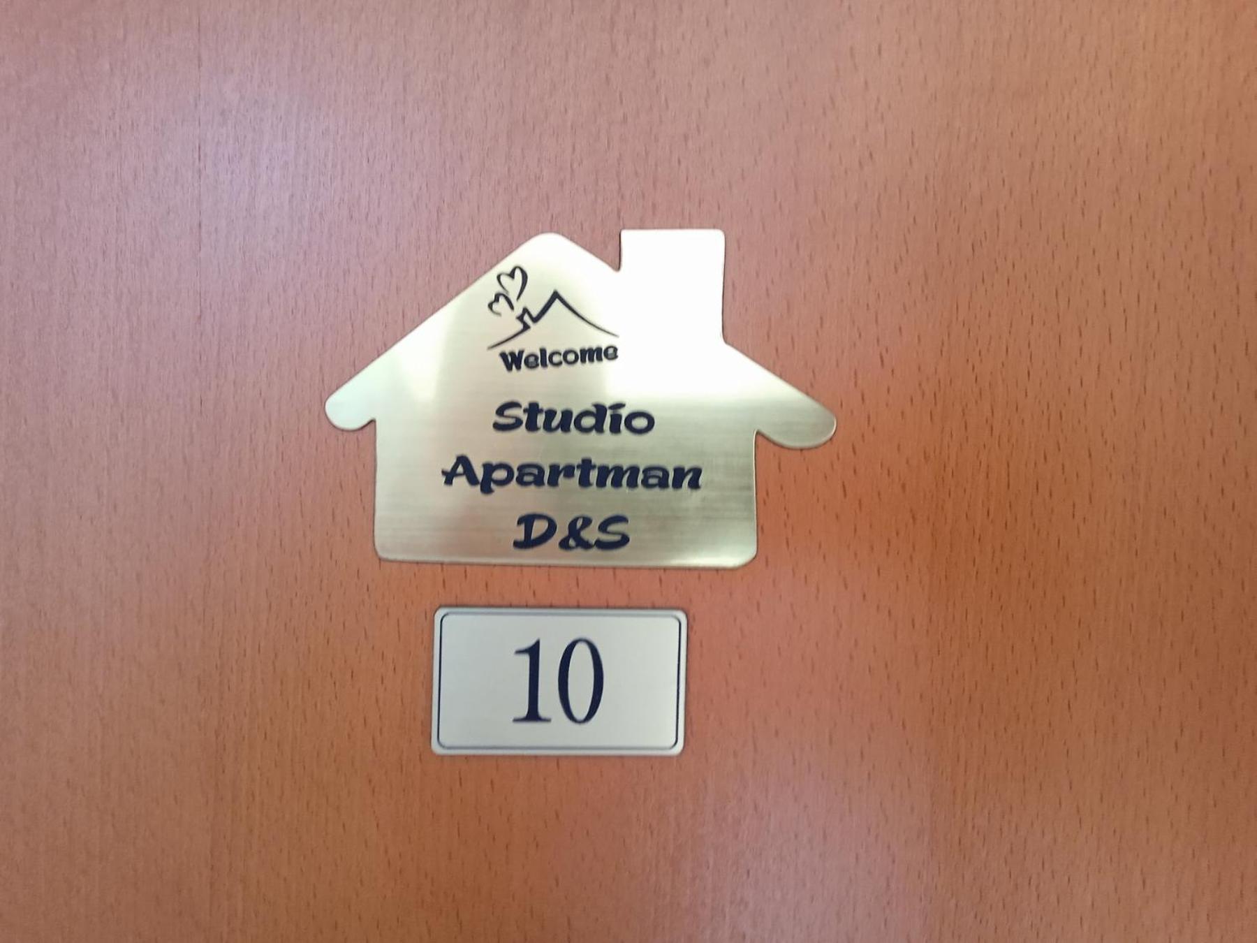 Studio Apartman D&S ปลูชิเน ภายนอก รูปภาพ